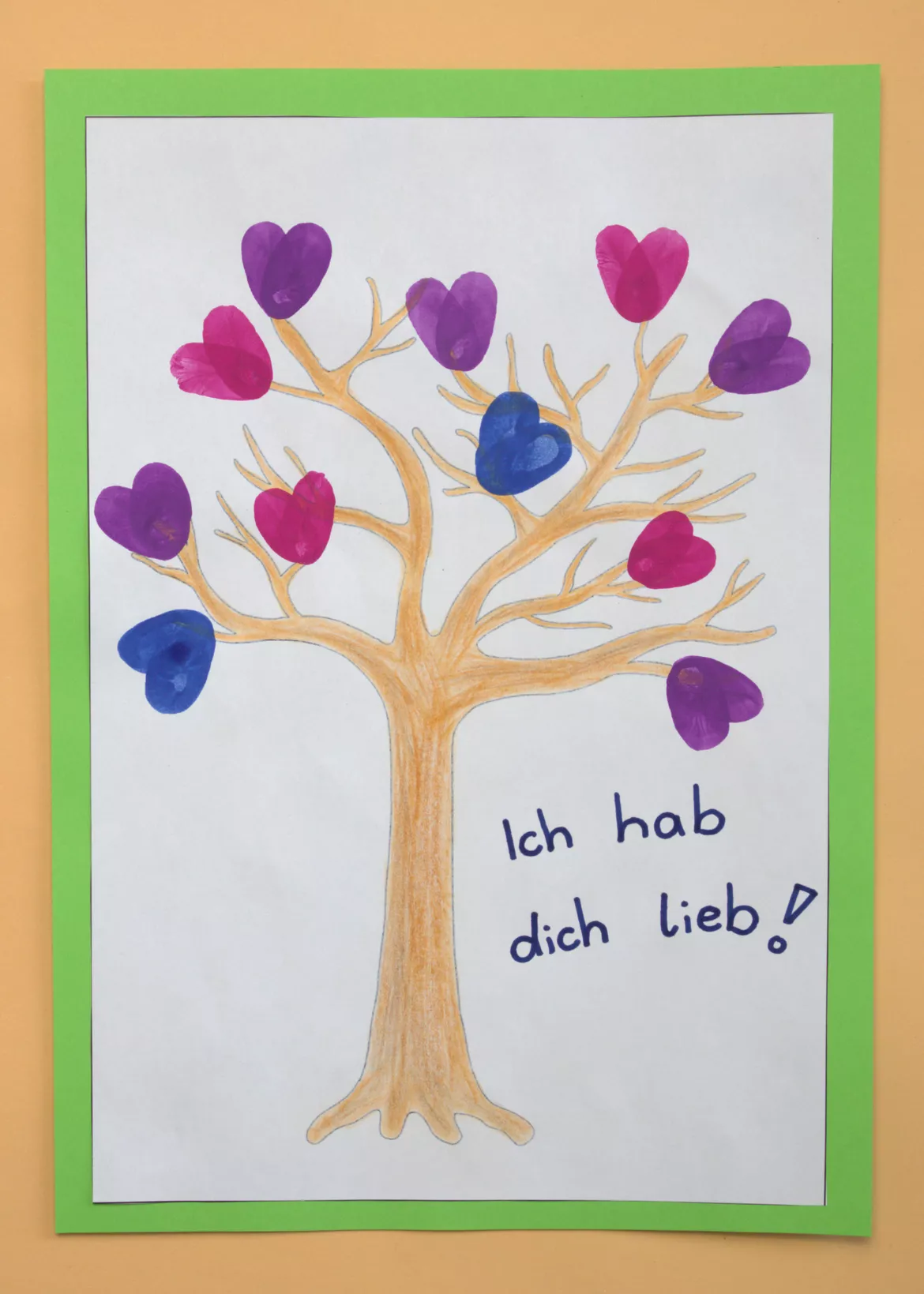 Bild in der Beschreibung des Unterrichtsmaterials Muttertag, Vatertag, bastle eine Herzbaum-Karte von Pinselpauker #1