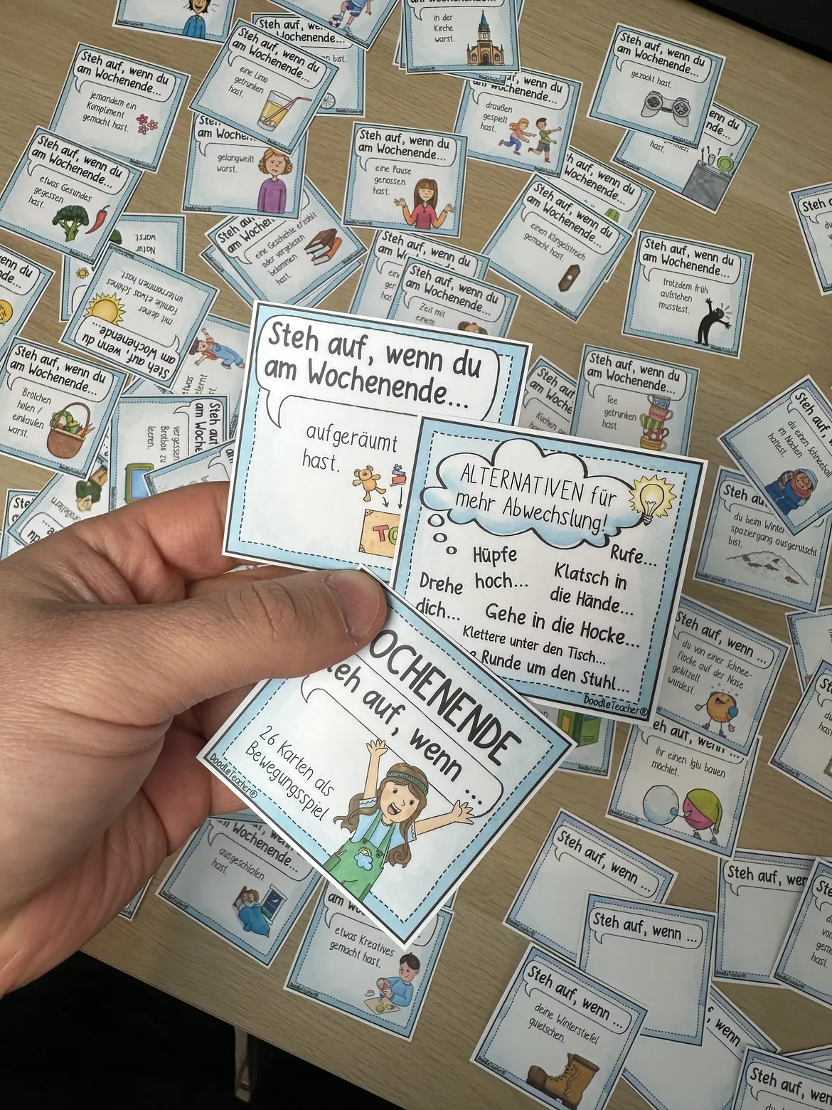 Bild in der Beschreibung des Unterrichtsmaterials WOCHENENDE - 60 Steh auf, wenn... Impulse - Bewegungsspiel Wochenstart Erzählkreis von Doodleteacher #1