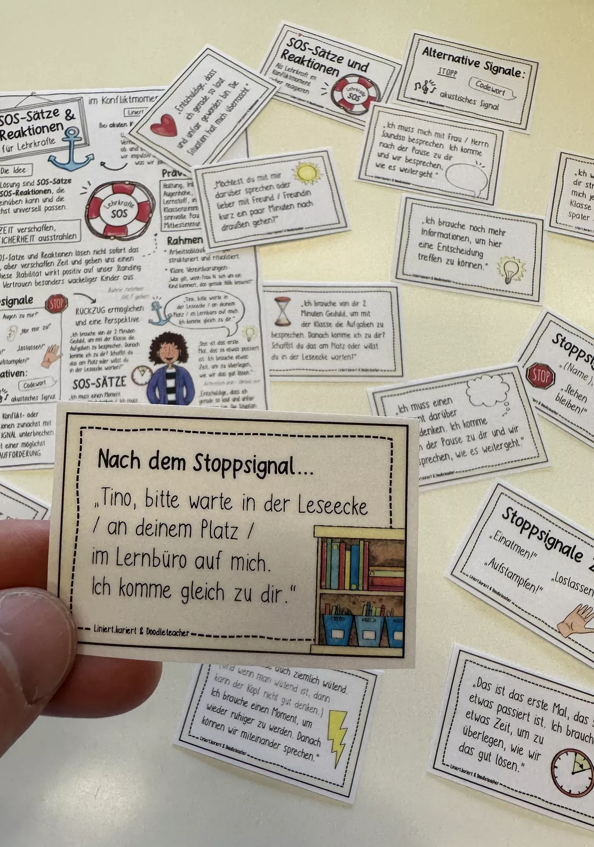 Bild in der Beschreibung des Unterrichtsmaterials SOS-Sätze für Lehrkräfte - in Konfliktsituationen sicher reagieren / Konfliktlösung Stress Unterrichtsstörungen Konflikte von Doodleteacher #1