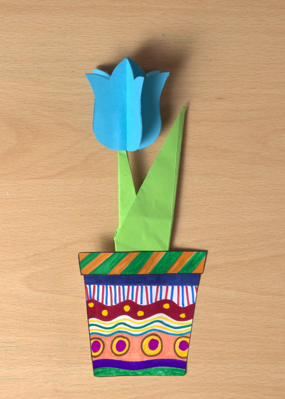 Bild in der Beschreibung des Unterrichtsmaterials Kunst Muttertag, Vatertag, Tulpen verschenken von Pinselpauker #2