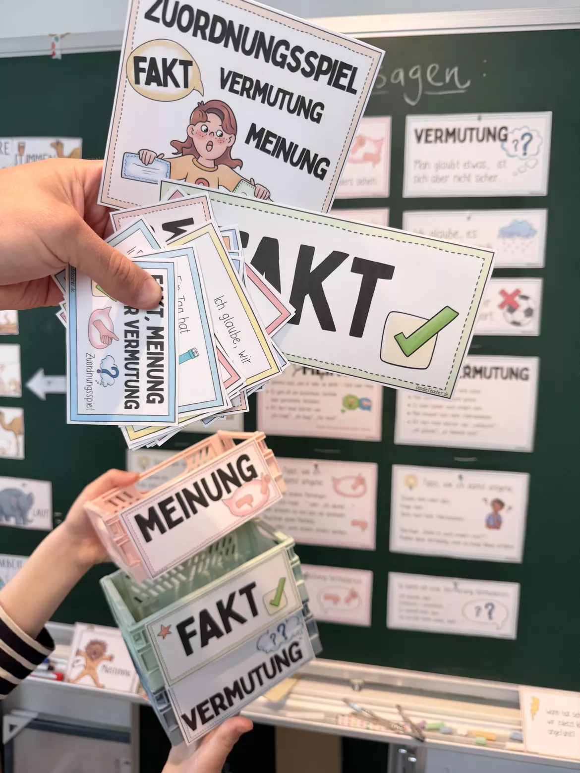 Bild in der Beschreibung des Unterrichtsmaterials Fakt, Meinung oder Vermutung – wachsendes Paket | Tafelkarten & Zuordnungsspiel | Medienkompetenz & kritisches Denken Klasse 2–6 von Doodleteacher #1