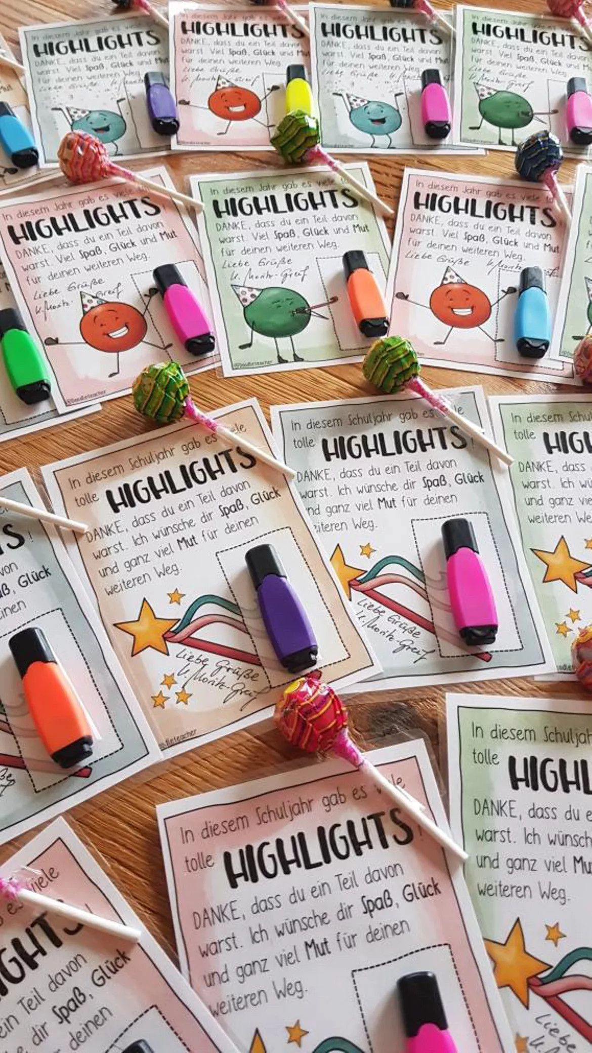 Bild in der Beschreibung des Unterrichtsmaterials Abschiedsgeschenk & Abschied mit Highlighter / Marker (4 Versionen, ICH + WIR) + Sommerferien von Doodleteacher #1