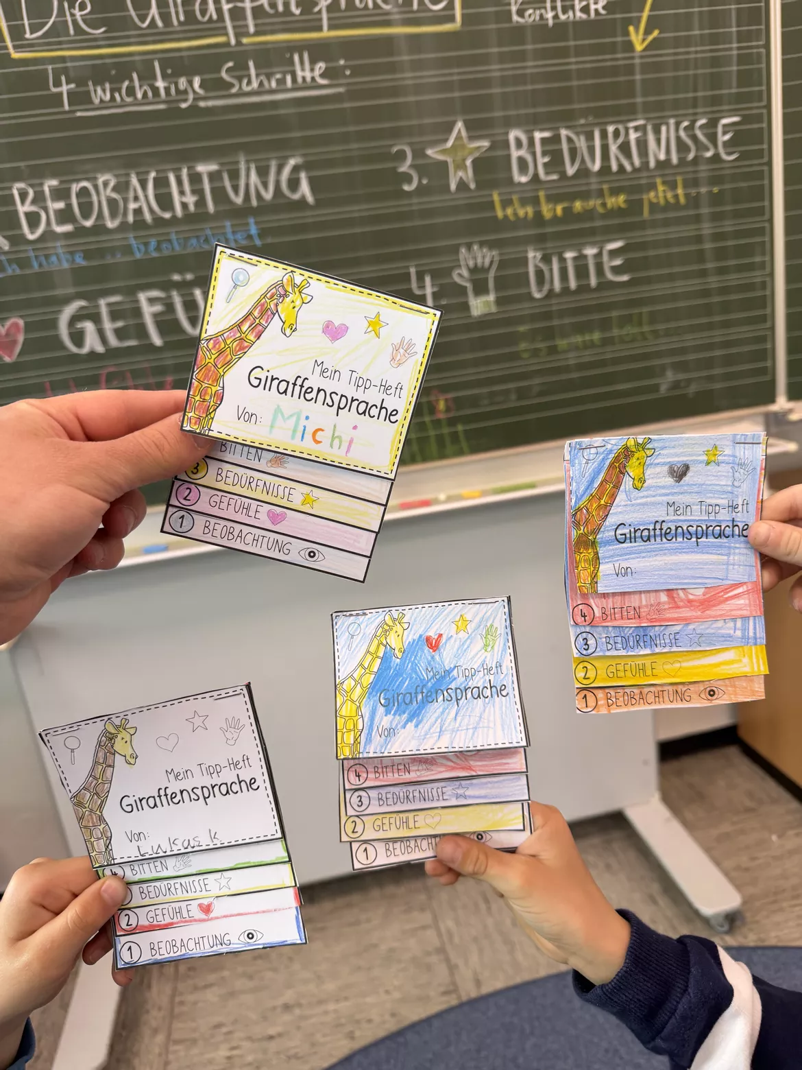Bild in der Beschreibung des Unterrichtsmaterials Giraffensprache GfK / gewaltfreie Kommunikation XL PAKET (soziales Lernen & Konfliktlöser Konflikte) von Doodleteacher #3