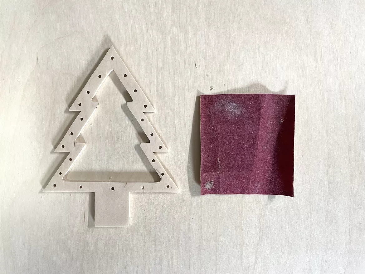 Bild in der Beschreibung des Unterrichtsmaterials Holzarbeit Tannenbaum besticken Werken Klasse 3 Klasse 4 von Clever Eule #6