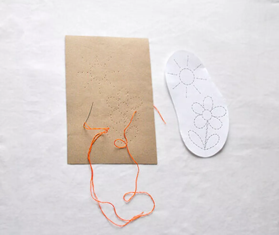 Bild in der Beschreibung des Unterrichtsmaterials Stickbilder Frühling - Stickvorlagen für Kinder von LABBÉ #5