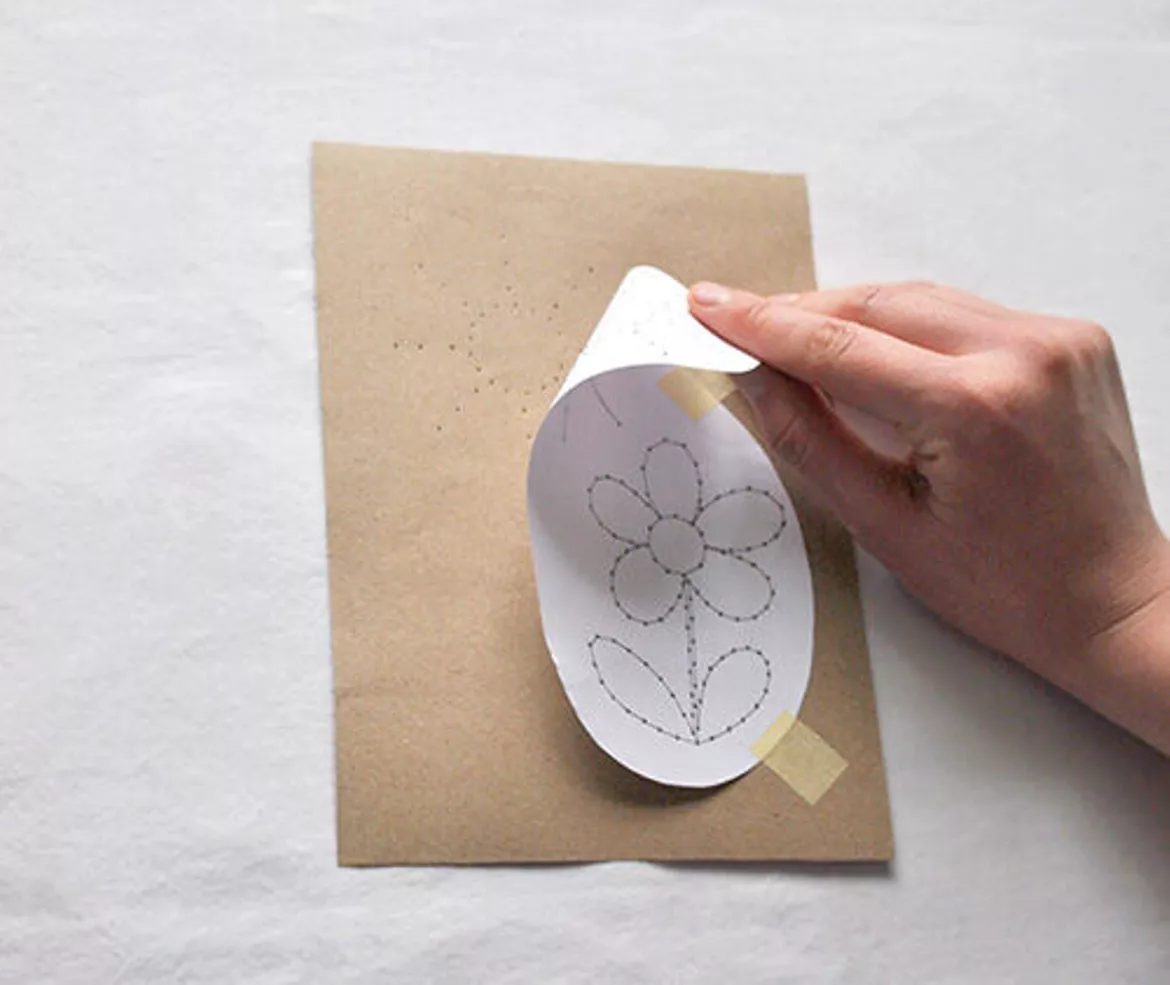 Bild in der Beschreibung des Unterrichtsmaterials Stickbilder Frühling - Stickvorlagen für Kinder von LABBÉ #4