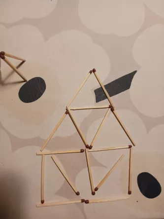 Bild in der Beschreibung des Unterrichtsmaterials Matematische Kunst Fraktale (3.-4. Klasse) 2D & 3D von MIAMüLLER #3