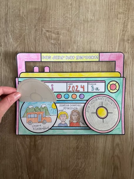 Bild in der Beschreibung des Unterrichtsmaterials Bastelvorlage - Mein Schuljahr - Schuljahresende - Es hat gerockt! von Odd Bird & Company #1