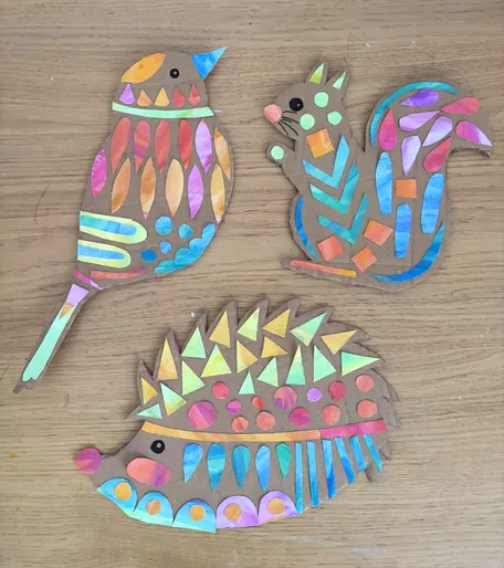 Bild in der Beschreibung des Unterrichtsmaterials Kunstprojekt - Tiere im Winter - Bunte Tier aus Pappe - Kunst im Winter von Odd Bird & Company #1
