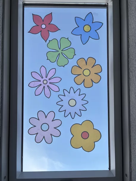 Bild in der Beschreibung des Unterrichtsmaterials Fensterbilder von Lernwerkstatt - Unterrichtsmaterial für Sachunterricht, Mathe, Deutsch, Kunst und Religion #1