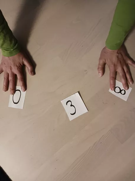 Bild in der Beschreibung des Unterrichtsmaterials Mathematische "Yoga" (1.-2. Klasse) Mathematik und Sport von MIAMüLLER #2