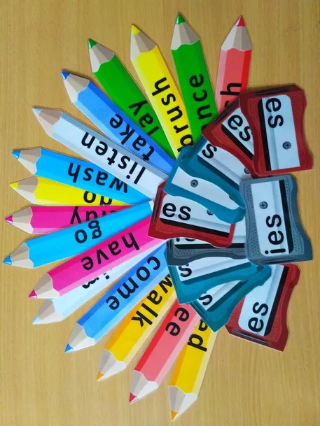Bild in der Beschreibung des Unterrichtsmaterials Plural Nouns and Present Simple ending rules von Language Stuff #4