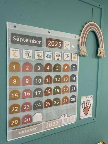 Bild in der Beschreibung des Unterrichtsmaterials Kalenderkaartjes hoesjeskalender Temu von Welkom bij juf Jana #1