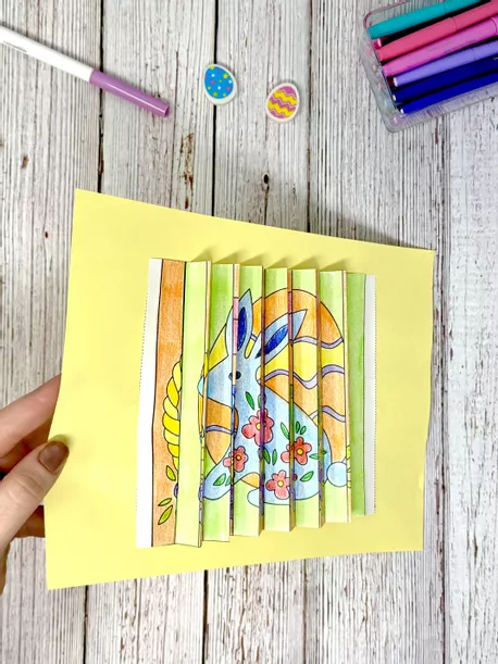 Bild in der Beschreibung des Unterrichtsmaterials Oster-Bastelidee: Agamograph / Zickzackbild von Brighter Day Classroom #2