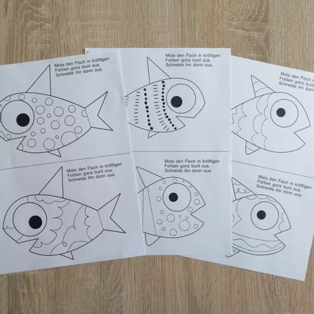 Bild in der Beschreibung des Unterrichtsmaterials Fensterbilder Unterwasserwelt Aquarium Fische von Abenteuer Grundschule #1