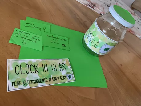 Bild in der Beschreibung des Unterrichtsmaterials Arbeitsblatt & konkrete Umsetzung: Glücksglas von Mrs. Habee #1