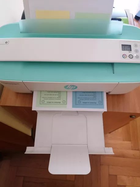 Bild in der Beschreibung des Unterrichtsmaterials Checklist - Αυτοαξιολόγηση για την παραγωγή γραπτού λόγου von one little world #1