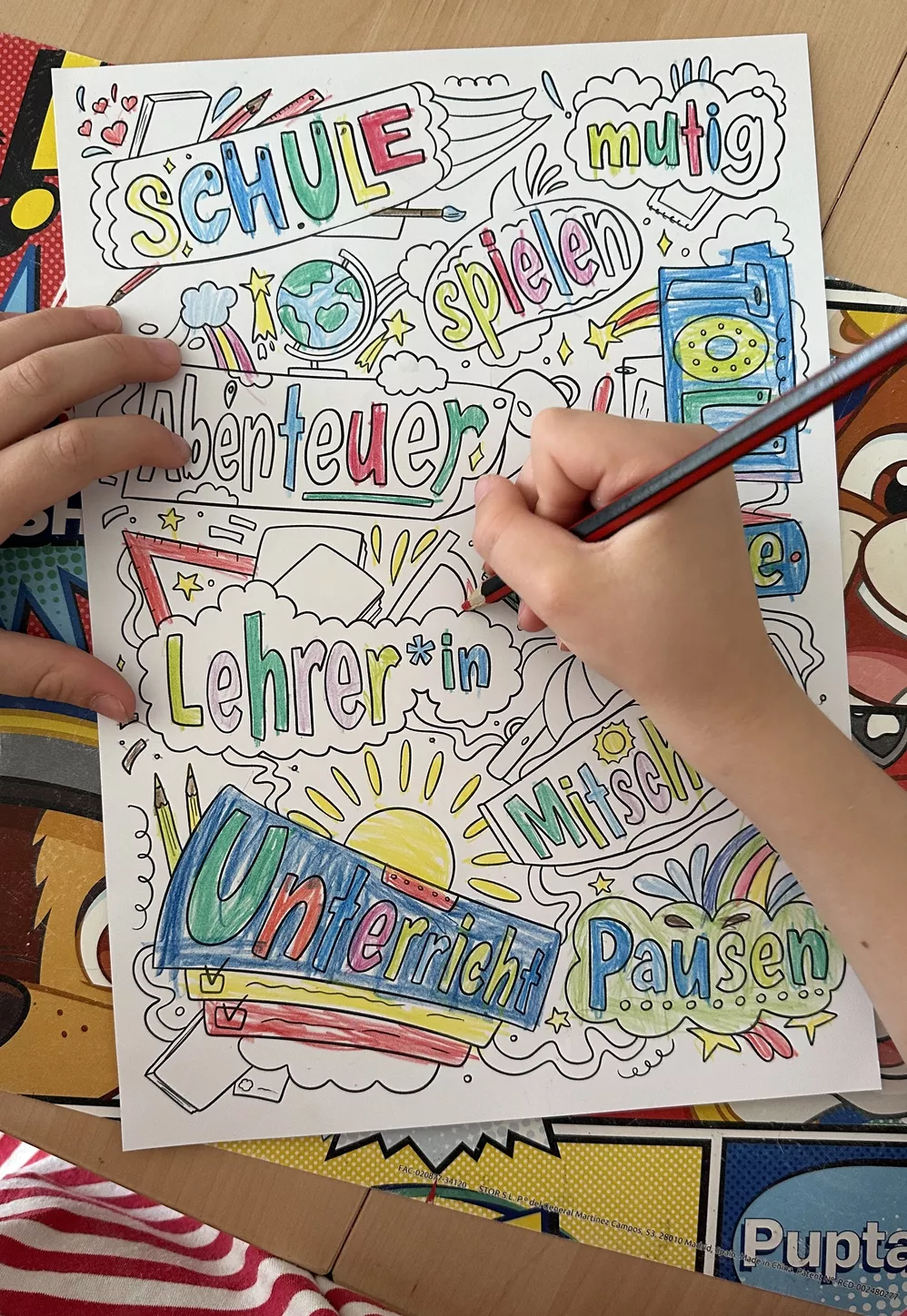 Bild in der Beschreibung des Unterrichtsmaterials Schule Ausmalbild 2 & Poster / Schulstart / Einschulung von Doodleteacher #1