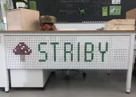 Textiles Werken mit Frau S