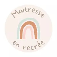 Maîtresse En Récrée