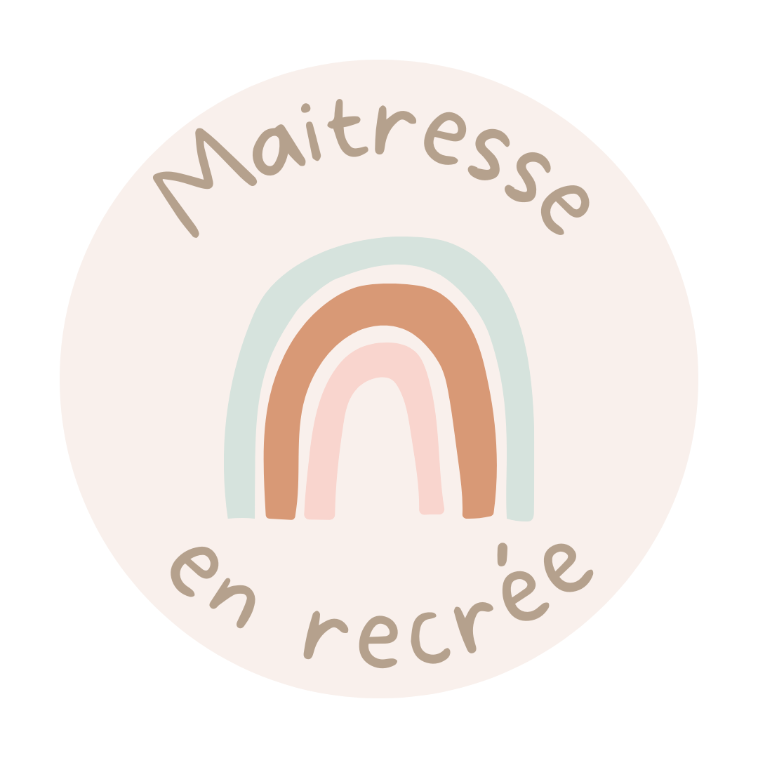 Maîtresse En Récrée